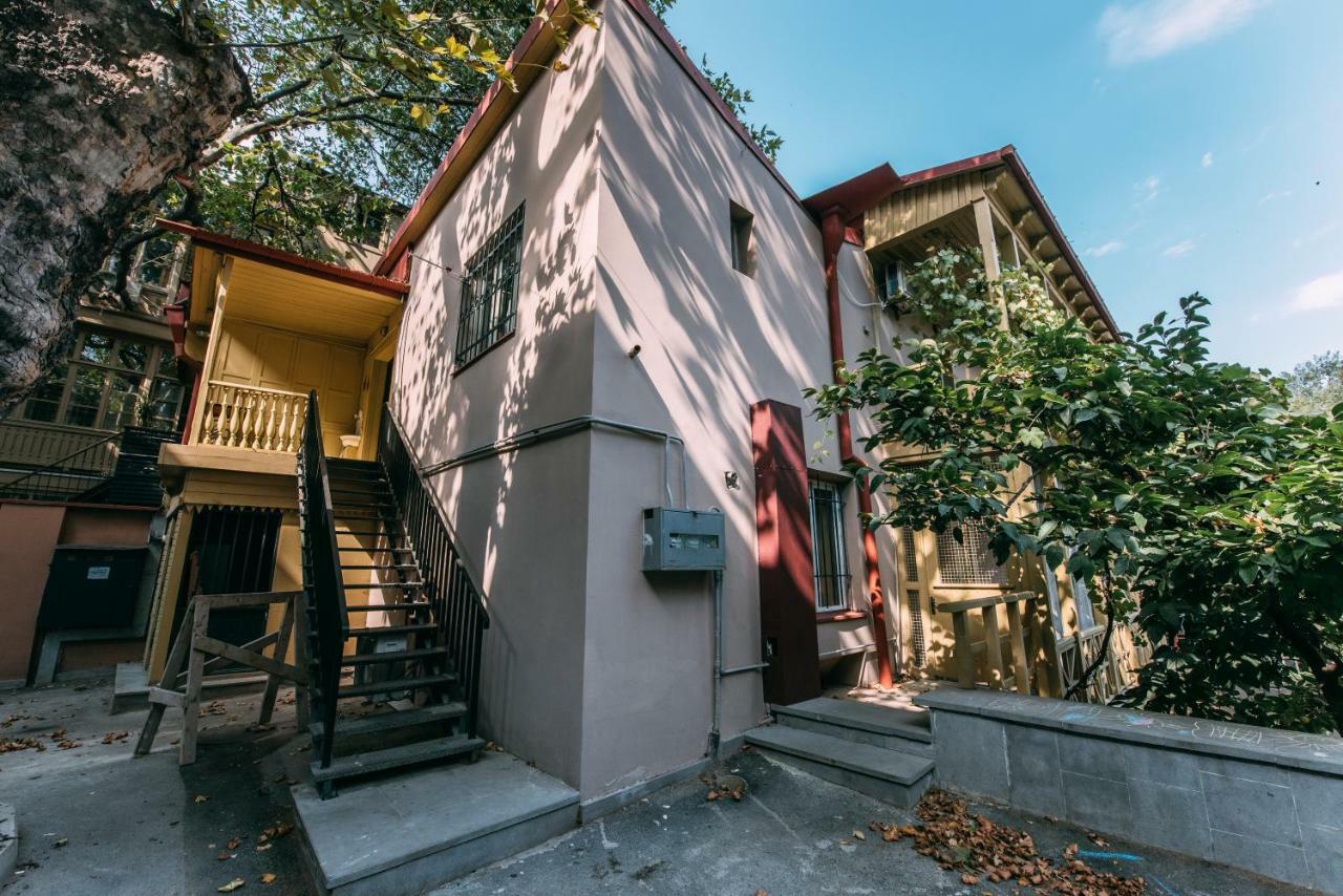 Atoneli Apartment Hotel Tbilisi Exterior photo